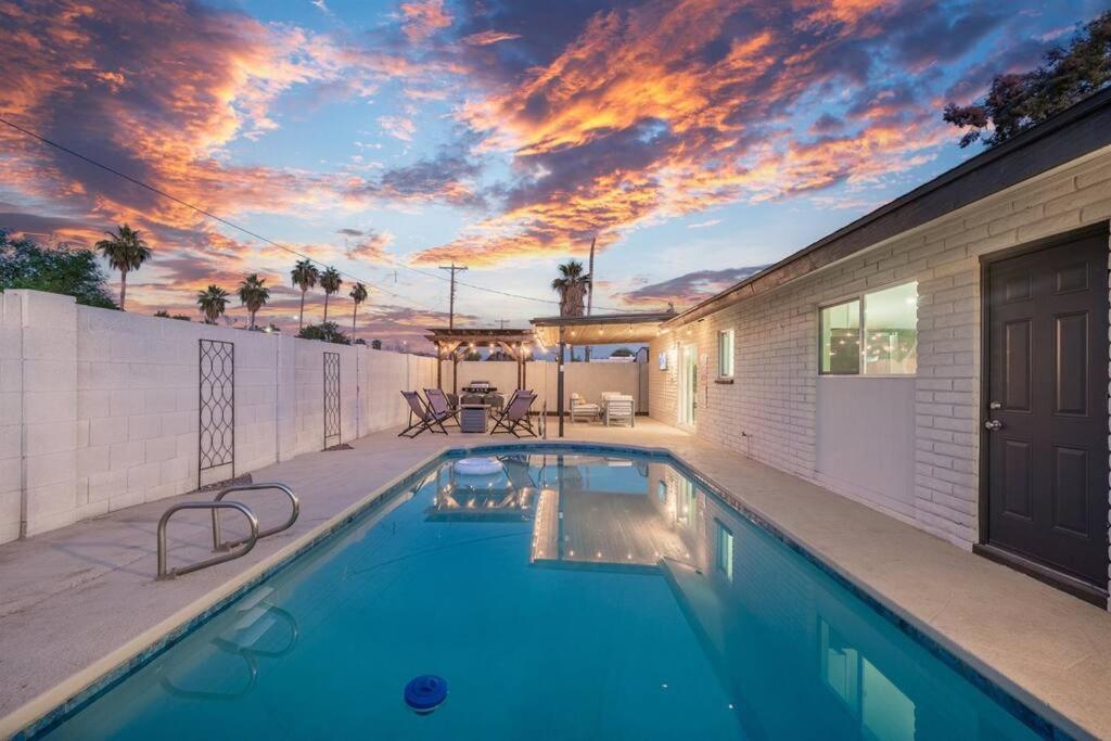 Cozy-Perfect Location-Private Pool-Heat Optional- Spring Training-Gcu Villa Phoenix Exterior photo